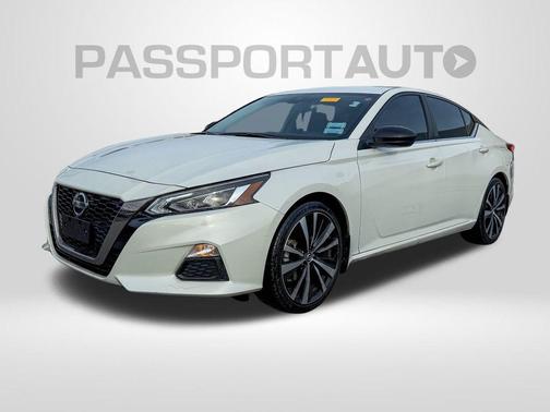 2021 Nissan Altima SR FWD
