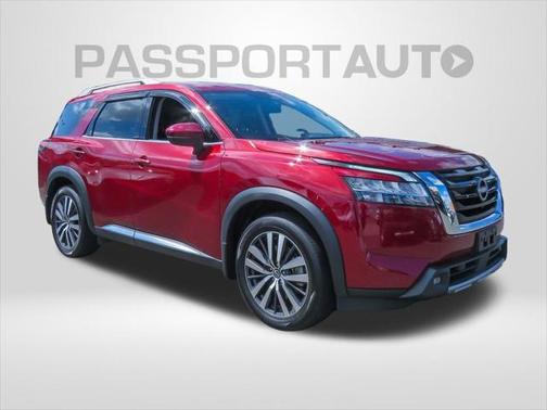 2022 Nissan Pathfinder Platinum 4WD