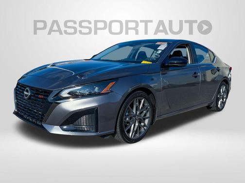 2023 Nissan Altima SR VC-Turbo FWD