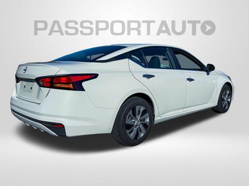 2025 Nissan Altima S FWD