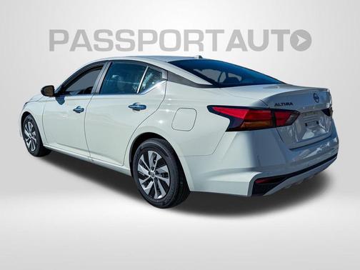 2025 Nissan Altima S FWD