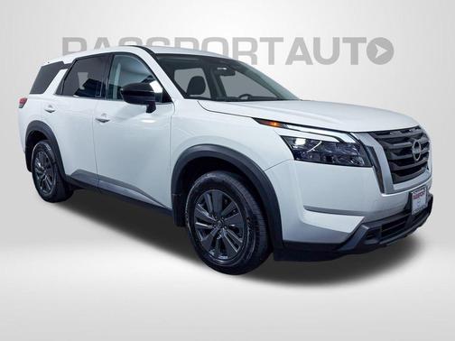 2024 Nissan Pathfinder S 4WD