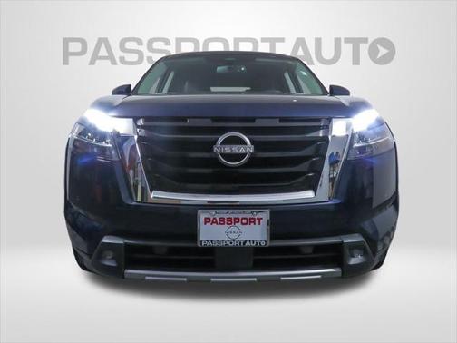 2022 Nissan Pathfinder SL 4WD