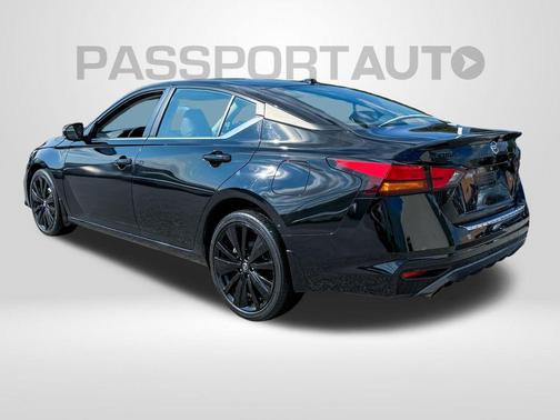 2022 Nissan Altima SR Intelligent AWD