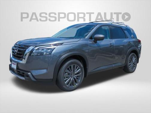2025 Nissan Pathfinder SL 4WD