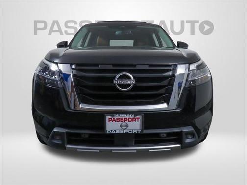 2022 Nissan Pathfinder Platinum 4WD