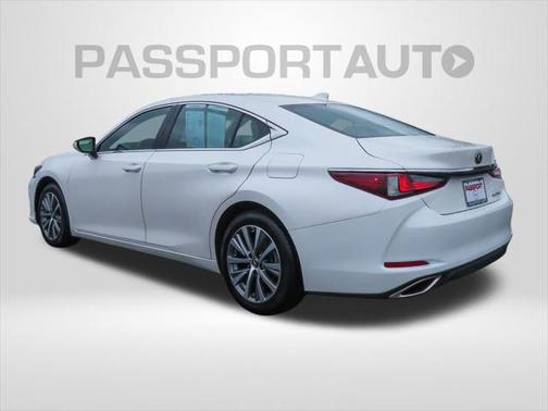 2021 Lexus ES 350 Base
