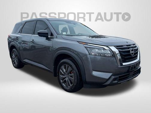 2024 Nissan Pathfinder S 4WD