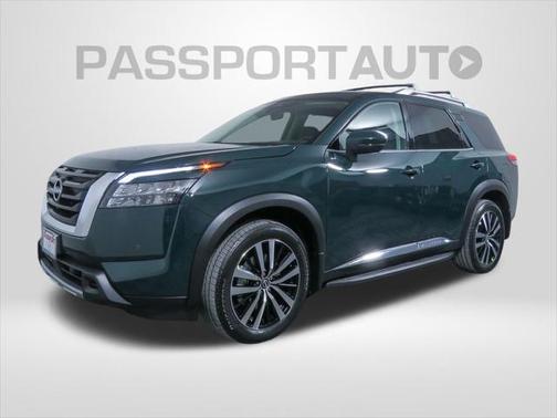 2025 Nissan Pathfinder Platinum 4WD