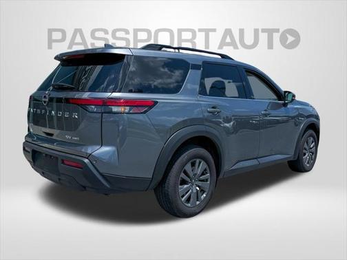 2024 Nissan Pathfinder SV 4WD