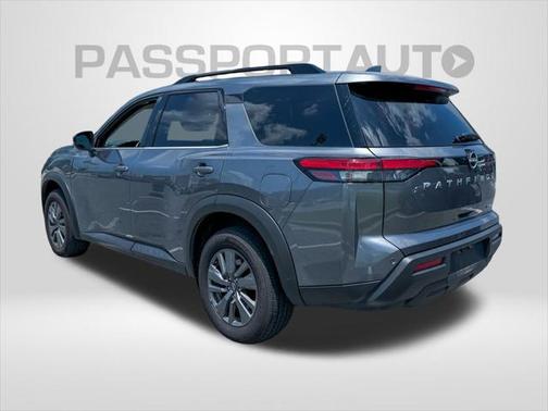 2024 Nissan Pathfinder SV 4WD