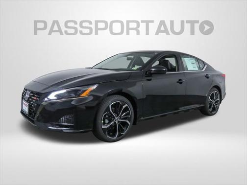 2025 Nissan Altima SR FWD