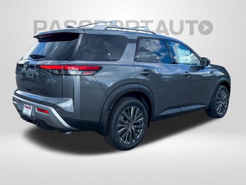 2025 Nissan Pathfinder SL 4WD