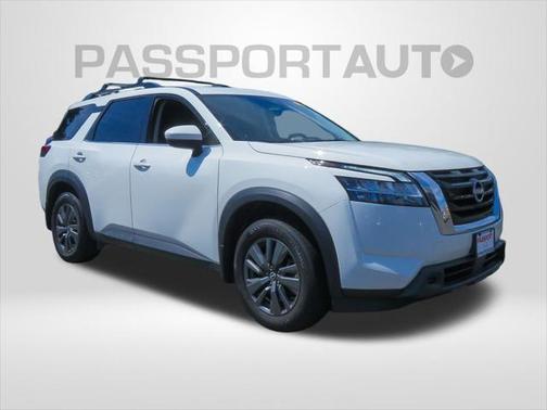 2022 Nissan Pathfinder SV 4WD