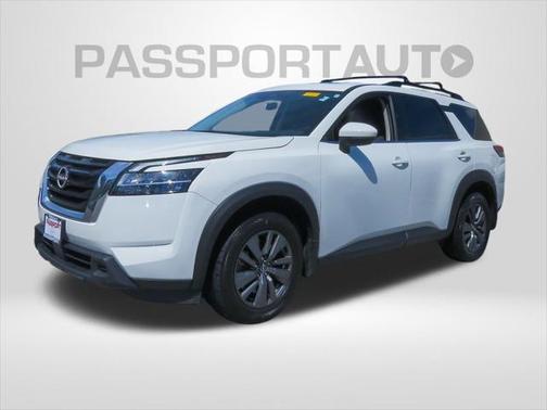 2022 Nissan Pathfinder SV 4WD