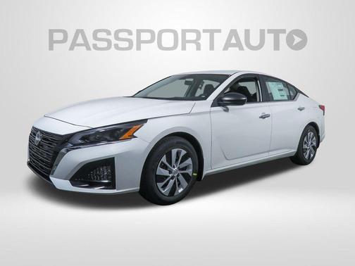 2025 Nissan Altima S FWD