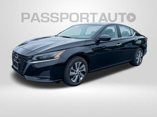 2025 Nissan Altima S FWD