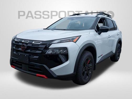 Everest White Pearl Tricoat 2026 Nissan Rogue Rock Creek