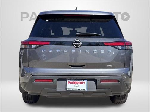 2025 Nissan Pathfinder S 4WD