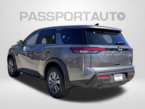 2025 Nissan Pathfinder S 4WD