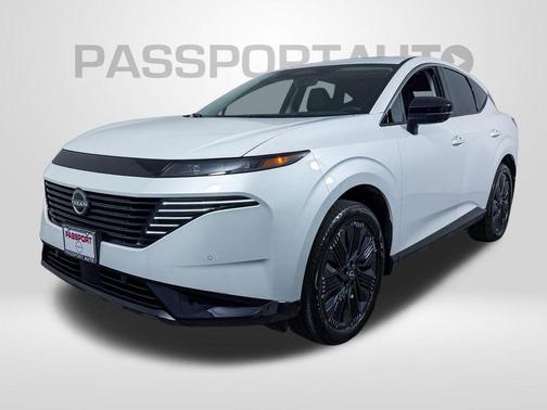 Everest White Pearl Tricoat 2025 Nissan Murano Platinum