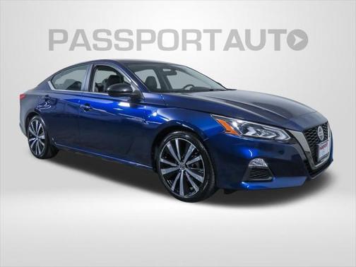 2022 Nissan Altima SR FWD