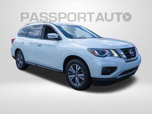 2019 Nissan Pathfinder SV