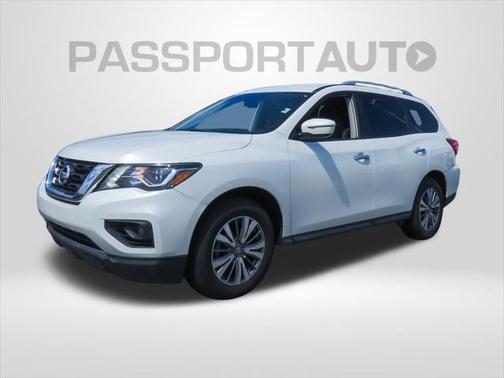 2019 Nissan Pathfinder SV