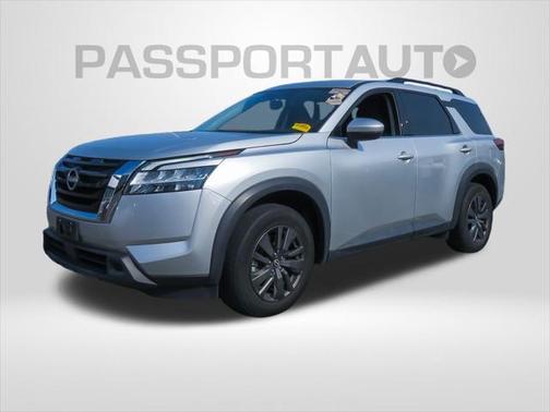 2022 Nissan Pathfinder SV 4WD