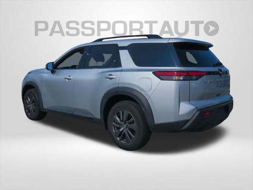 2022 Nissan Pathfinder SV 4WD