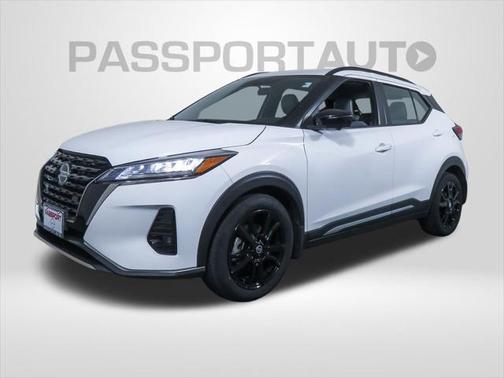 2021 Nissan Kicks SR
