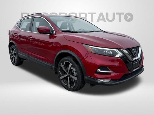 2022 Nissan Rogue Sport SL