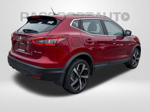 2022 Nissan Rogue Sport SL