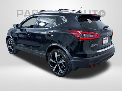 2022 Nissan Rogue Sport SL