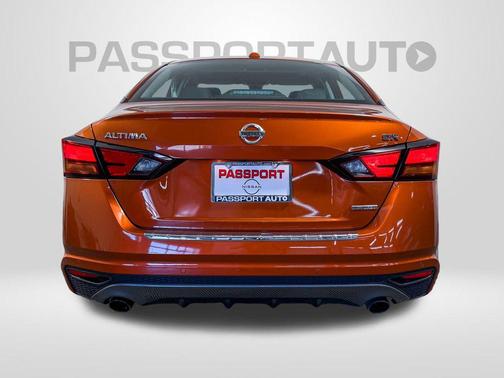 2022 Nissan Altima SR VC-Turbo FWD