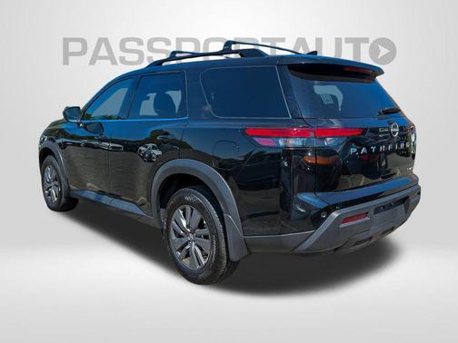 2024 Nissan Pathfinder SV 4WD