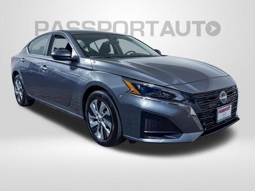 Gun Metallic 2025 Nissan Altima S FWD