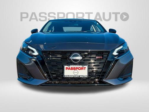 2025 Nissan Altima SR FWD