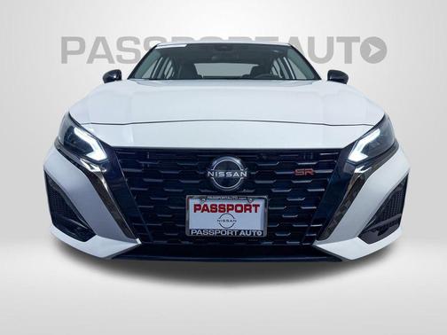 2023 Nissan Altima SR FWD
