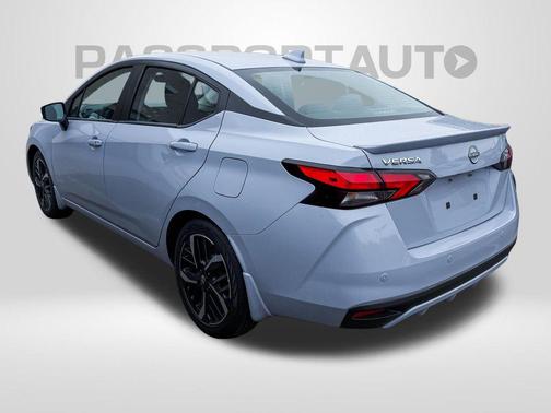 Gray Sky Pearl 2025 Nissan Versa 1.6 S