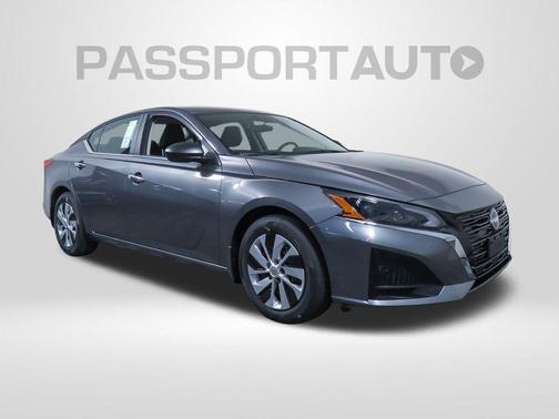2025 Nissan Altima S FWD