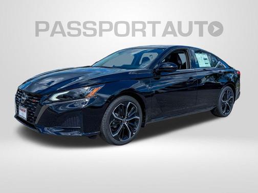 2025 Nissan Altima SR FWD