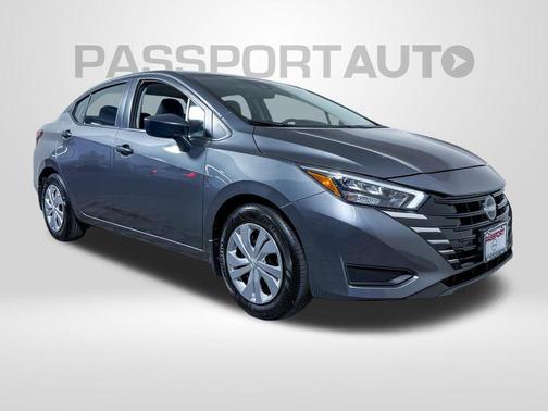 Gun Metallic 2025 Nissan Versa 1.6 S