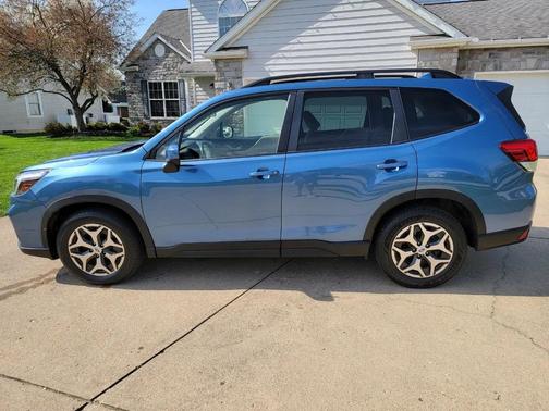 2021 Subaru Forester Premium