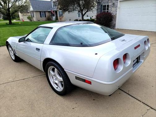 1996 Chevrolet Corvette Base