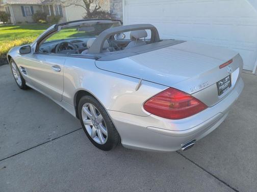 2003 Mercedes-Benz SL-Class 2dr Roadster 5.0L