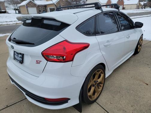 2016 Ford Focus ST 