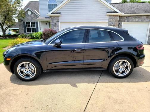 2015 Porsche Macan S