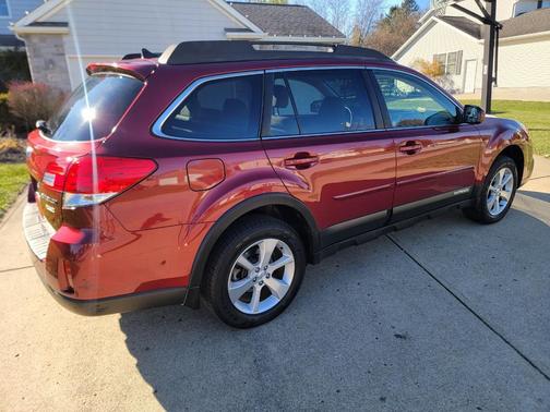 2014 Subaru Outback 2.5i Limited