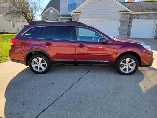 2014 Subaru Outback 2.5i Limited
